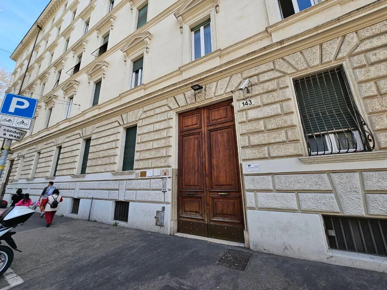 Apartment L'Atelier ~ Mostra Sospesa Rome