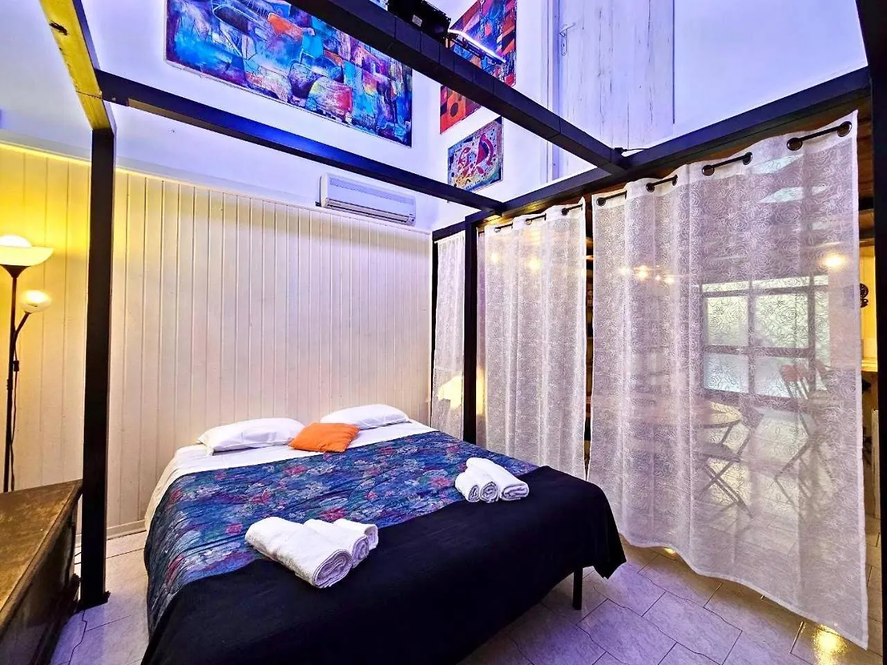 Apartment L'Atelier ~ Mostra Sospesa Rome